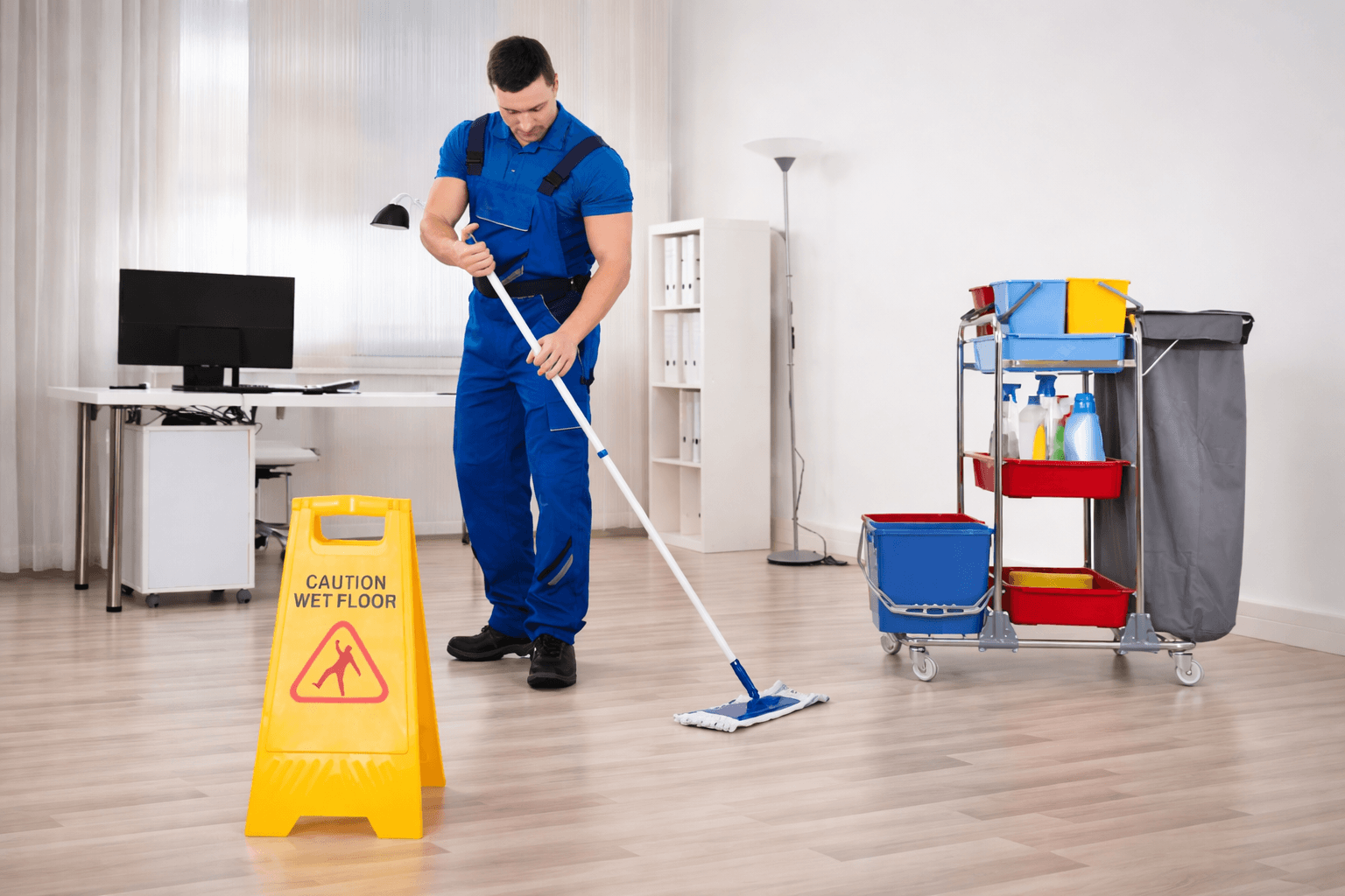 Sprzątanie biur i miejsc pracy